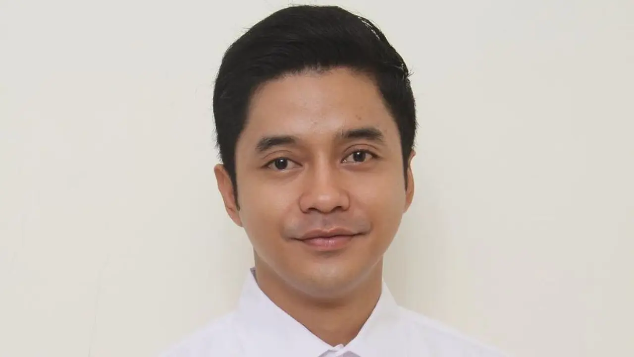 Adly Fairuz