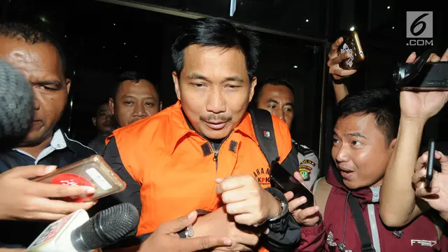 Anggota DPR  Bowo Sidik Pangarso Resmi Ditahan KPK