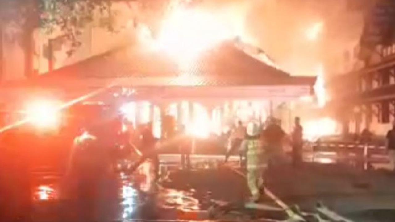 Pos Bloc Pasar Baru Terbakar, Diduga akibat Korsleting Listrik