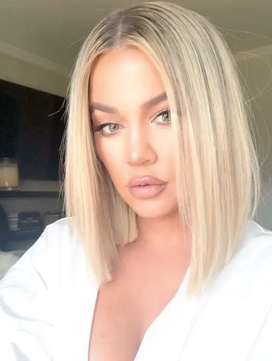 Hal itu dikarenakan tubuh Khloe seperti dengan mudahnya kembali ke ukuran normal. (instagram/khloekardashian)