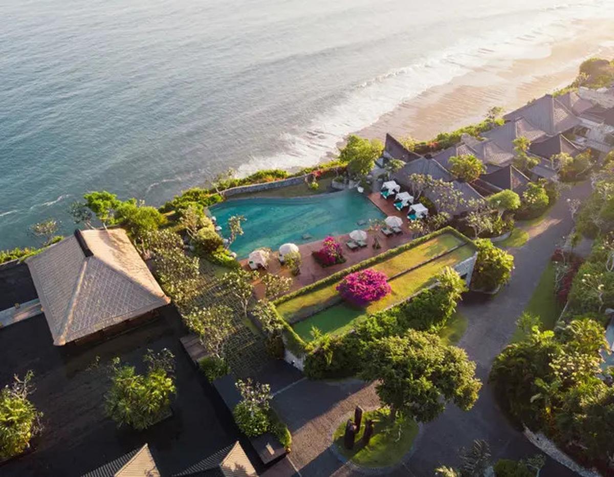 Daya Pikat Resor Mewah di Bali yang Jadi Venue Pernikahan BCL-Tiko Aryawardhana hingga Luna Maya-Maxime Bouttier