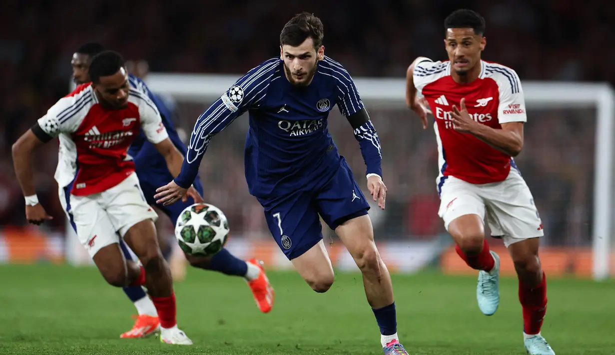 Hingga laga usai, skor 1-0 tidak berubah. Kemenangan ini menempatkan satu kaki PSG melangkah ke final Liga Champions 2024/2025. (FRANCK FIFE/AFP)