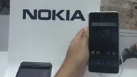 Tampak depan Nokia 6. (Liputan6.com/Jeko Iqbal Reza)