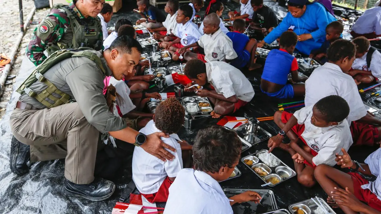 Komando Gabungan Wilayah Pertahanan (Kogabwilhan) III, menggelar kegiatan bakti sosial (Baksos) bagi ratusan warga di Desa Batas Batu Distrik Krepkuri Kabupaten Nduga Provinsi Papua Pegunungan (Istim