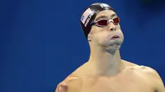 Perenag pria AS, Michael Phelps saat berlaga di kategori estafet gaya bebas 4x100 meter pada Olimpiade Rio de Janeiro 2016 di Olympic Aquatics Stadium, Brasil (7/8). (REUTERS/Stefan Wermuth)