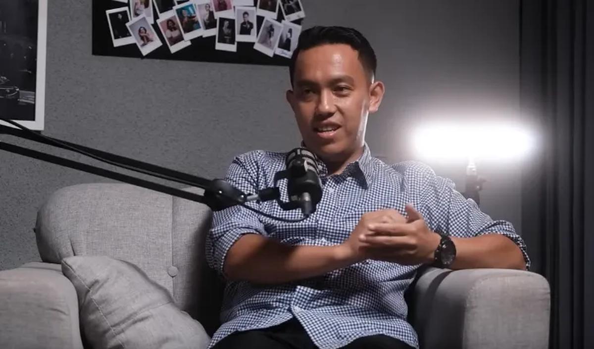 Akan tetapi pada momen tersebut, Sendi menyadari bahwa nama usulan baru ada 4 orang laki-laki. <br>