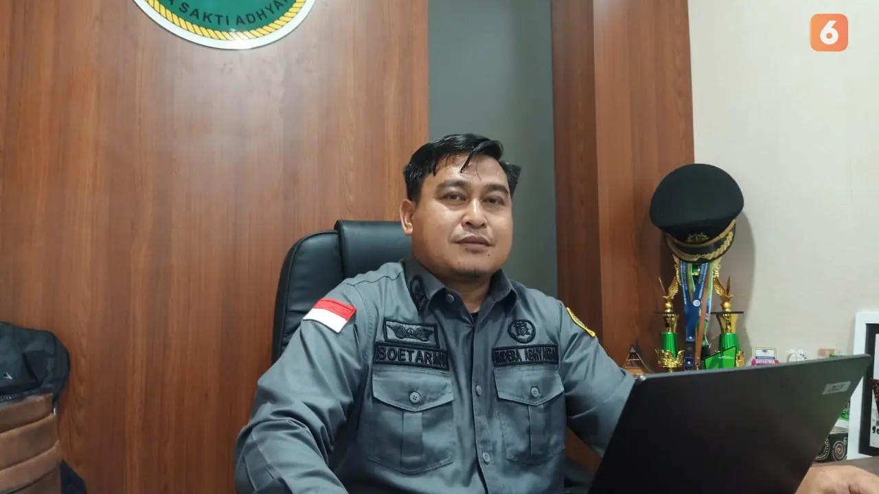 Kasi Penkum Kejati Sulsel, Soetarmi membenarkan jika pihaknya sedang menyelidiki dugaan korupsi pengelolaan anggaran rumah tangga (ART) DPRD Kabupaten/Kota se-Sulsel termasuk pada Sekretariat DPRD Tana Toraja. (Liputan6.com/Eka Hakim)