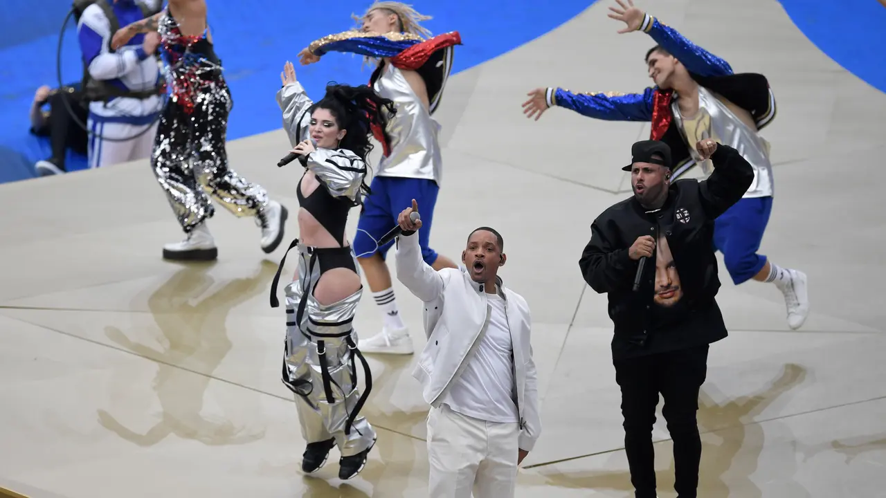 [Bintang] Cerita di Balik Lagu Piala Dunia 2018, Live It Up