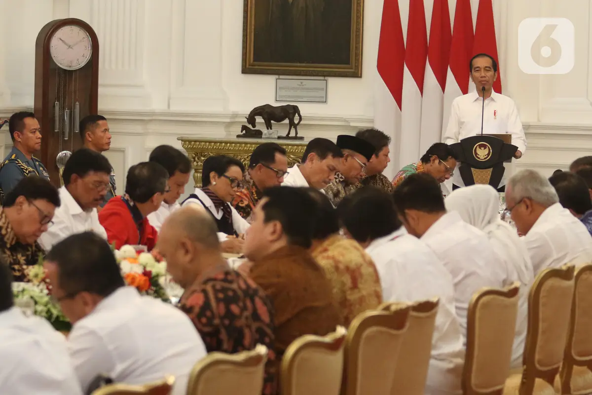 Presiden Jokowi Pimpin Rapat Perdana Kabinet Indonesia Maju