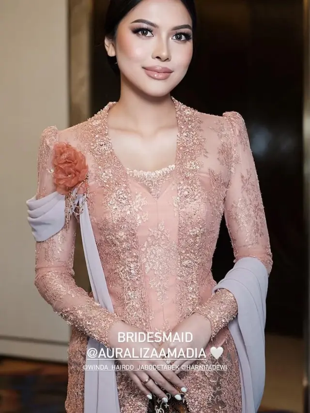 Detail Kebaya Bridesmaid di Pernikahan Syifa Hadju. Sumber; instagram/wirantikurniabride