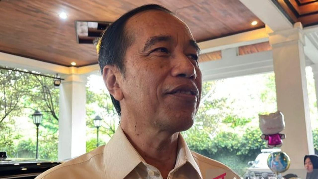 jokowi komentari hasto tersangka KPK