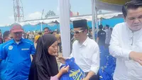 Irjen Kemendes Bagikan 1.100 Sembako dan Renovasi Pengecatan 100 Masjid