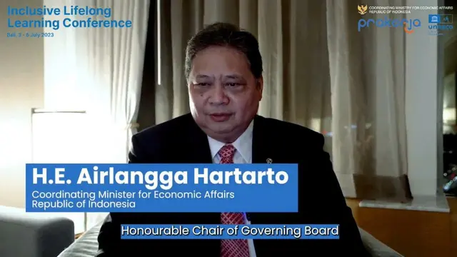 Menteri Koordinator Bidang Perekonomian Airlangga Hartarto dalam konferensi internasional bersama UIL (The UNESCO Institute for Lifelong Learning) di Bali, Senin (3/7/2023).