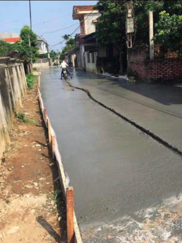 9 Momen Santai Emak-Emak Saat di Jalan, Lucu tapi Bikin Geregetan