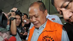 Mantan Rektor Universitas Udayana I Made Bakhta usai diperiksa KPK, Jakarta, Selasa (13/10/2015). Made Bakhta dimintai keterangan terkait kasus pembangunan RS Pendidikan Khusus Infeksi dan Pariwisata Udayana tahun 2009-2011. (Liputan6.com/Helmi Afandi)