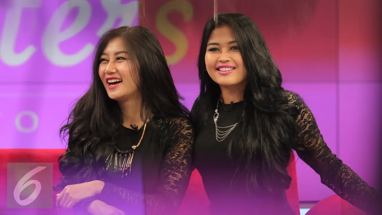 Ovi Sovianti dan Pamela Safitri ketika masih berada di Duo Serigala