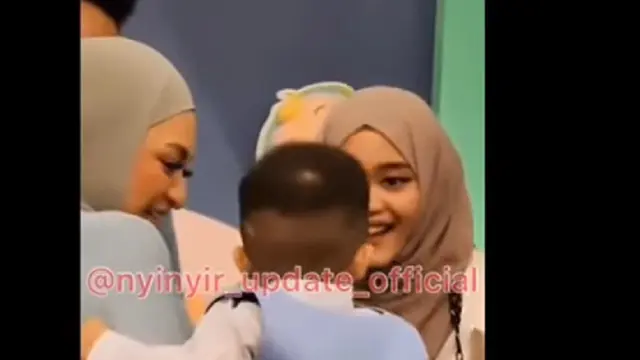 Putri Delina
