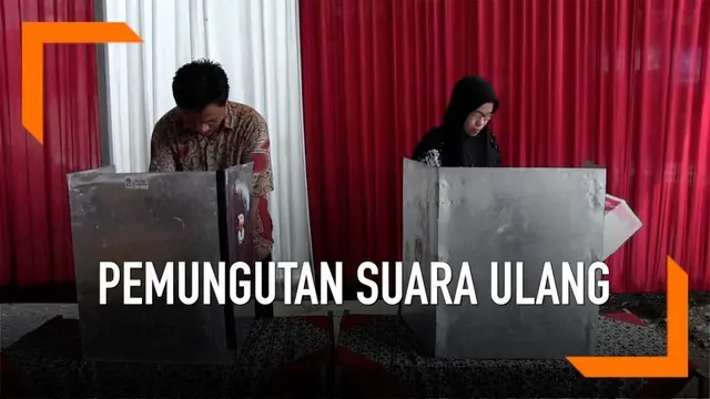 Pemungutan suara ulang digelar di dua TPS yakni di TPS 24 Desa Dukuhwringi dan TPS 04 di Desa Blubuk, Kabupaten Tegal, Jawa Tengah.