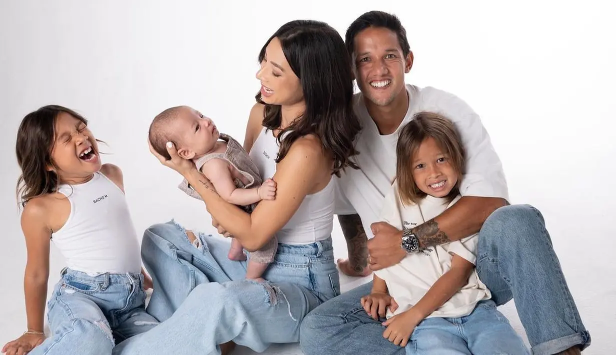 (Instagram/jenniferbachdim)