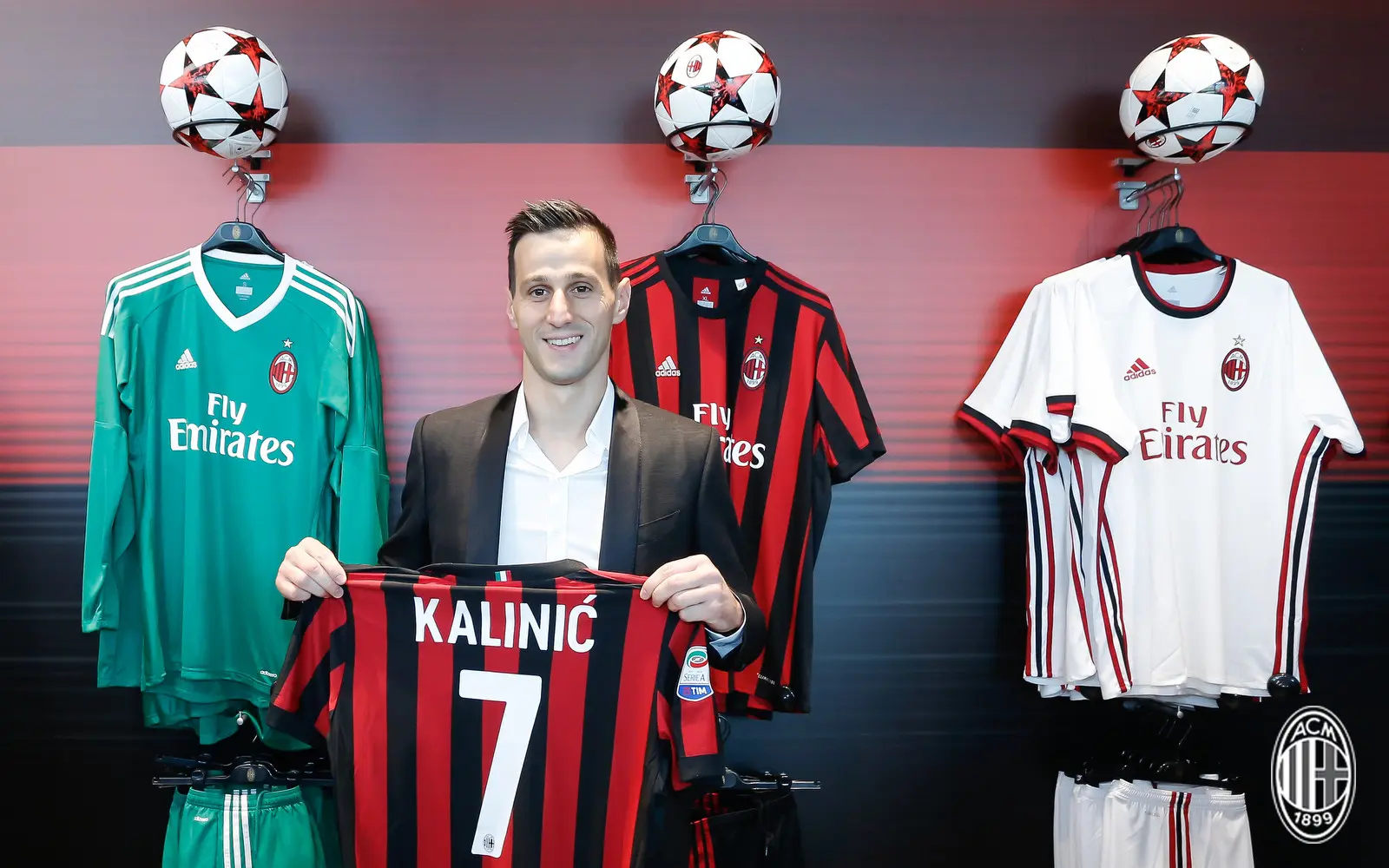 Striker AC Milan Nikola Kalinic (acmilan.com)