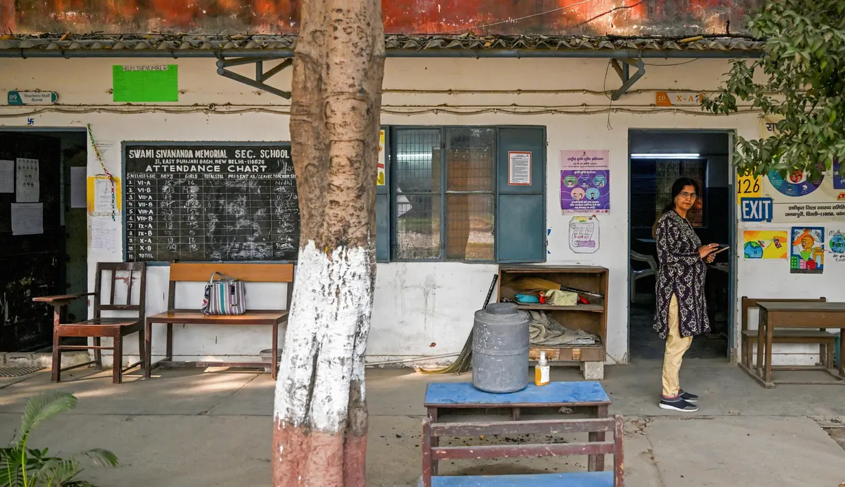 Sebelumnya, otoritas Ibu kota India, New Delhi, mengeluarkan perintah untuk menutup sejumlah sekolah hingga pemberitahuan lebih lanjut. (Arun SANKAR/AFP)