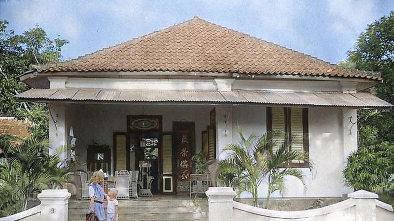 Desain Rumah Belanda dengan Atap Limasan dan Ruangan Hexagonal<br>