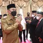 Eri Cahyadi melantik pengurus Baznas Surabaya. (Dian Kurniawan/Liputan6.com)