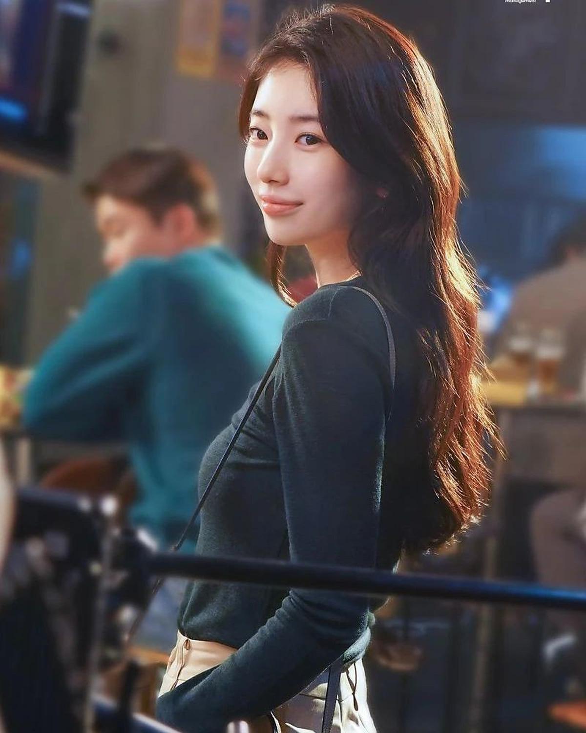 Sempat Berisi, Ternyata Bae Suzy Punya Tips Diet - Lakukan Penguin Exercise