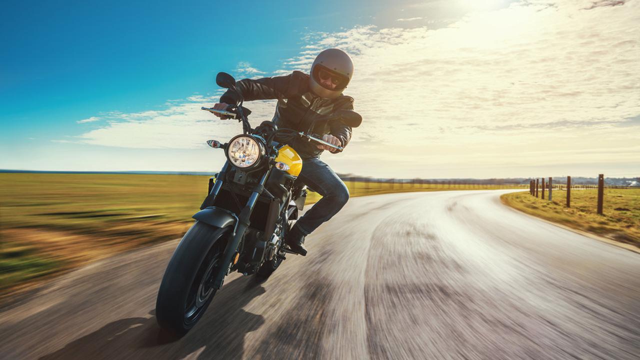 Jangan Nodai Touring Lo, Ini Cara Asik Riding Motor Tanpa Jejak Sampah Putung