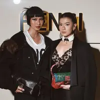 Menampilkan debut rancangan Maria Grazia Chiuri untuk Fendi, koleksi  Fall Winter 2026 ini begitu dinanti. / Foto dok: Fimela.