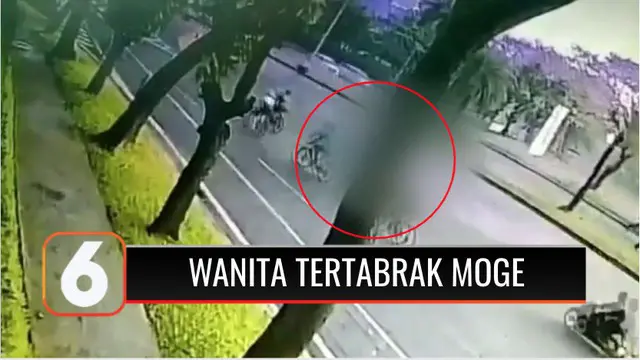 Seorang wanita pengendara sepeda motor jenis matic tewas, setelah tertabrak motor bersilinder besar dengan kecepatan tinggi. Kecelakaan yang terjadi di Bintaro, Tangerang Selatan tersebut terekam kamera pengawas.