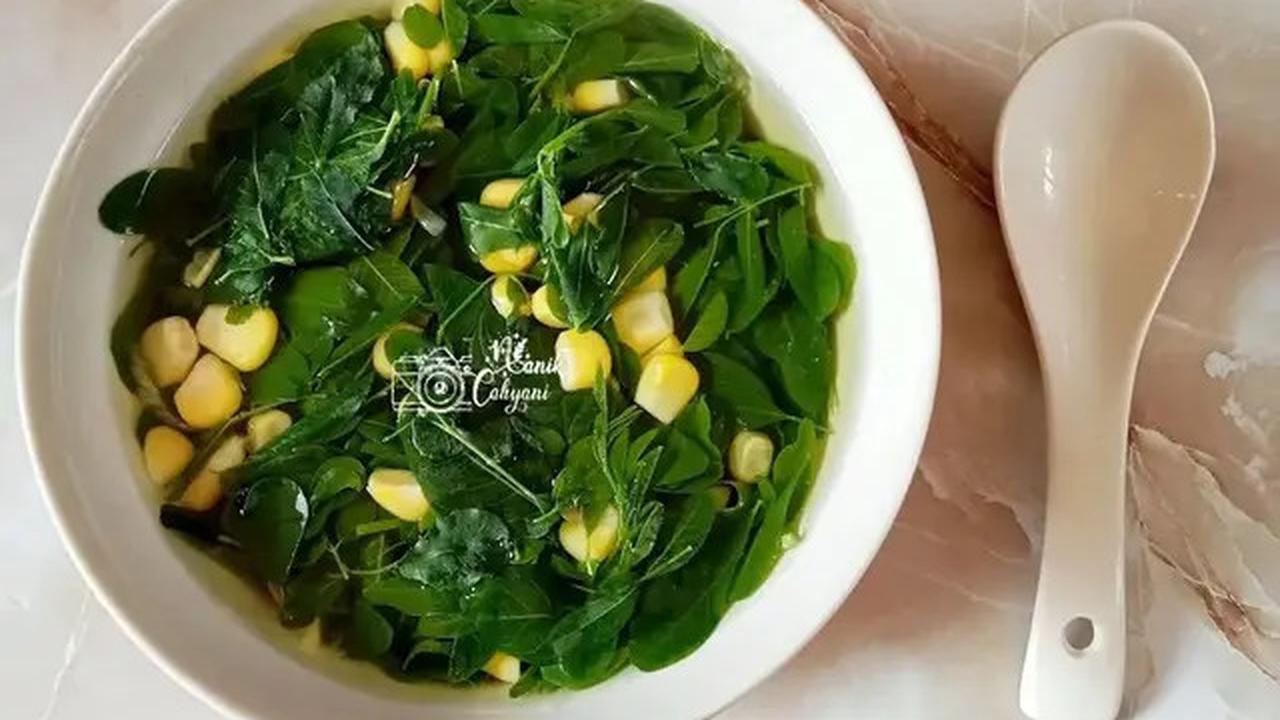 3 Resep Praktis Sayur Daun Kelor, Kreasi dengan Jagung hingga Wortel