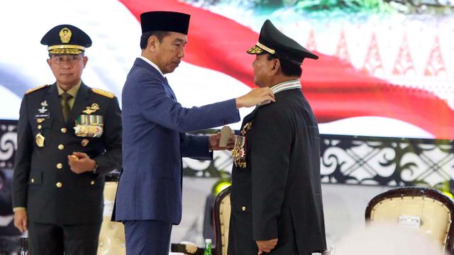 Anugerah Kenaikan Pangkat Istimewa kepada Menteri Pertahanan Prabowo Subianto