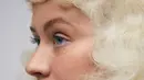 Difoto tanpa makeup, mata Christina Aguileraterlihat benar-benar hidup. (ZOEY GROSSMAN/PAPER MAGAZINE)
