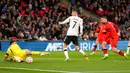 Pemain Jerman Kai Havertz mencetak gol ke gawang Inggris pada pertandingan sepak bola UEFA Nations League di Stadion Wembley, London, Inggris, 26 September 2022. Pertandingan berakhir imbang 3-3. (AP Photo/Kirsty Wigglesworth)