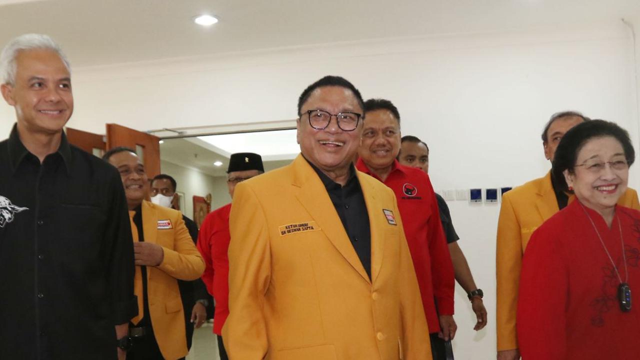 Kedatangan Hanura menyambangi kantor DPP PDIP ini untuk menyatakan kerja sama partai politik dalam mendukung bakal calon presiden Ganjar Pranowo pada Pemilihan Presiden ( Pilpres ) pada tahun 2024 mendatang.