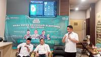 Ketua Umum Pimpinan Pusat (PP) Pemuda Muhammadiyah, Dzulfikar Ahmadi Tawalla dalam diskusi bertajuk "Masa Depan Demokrasi Elektoral di Indonesia", yang digelar di kawasan Menteng, Jakarta Pusat, Selasa (29/4/2025). (Tim News).