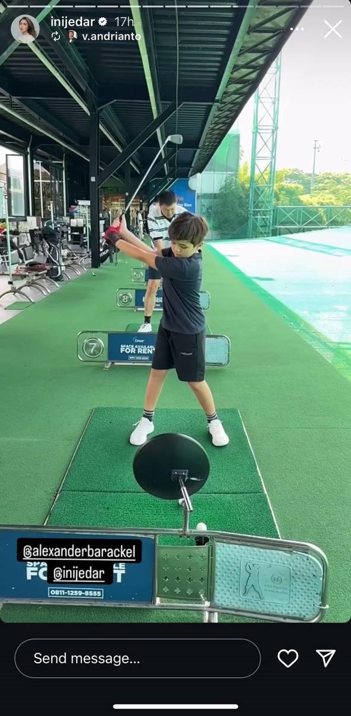 Potret El Barack Anak Jessica Iskandar Main Golf, Diajari Langsung oleh Papa Vincent