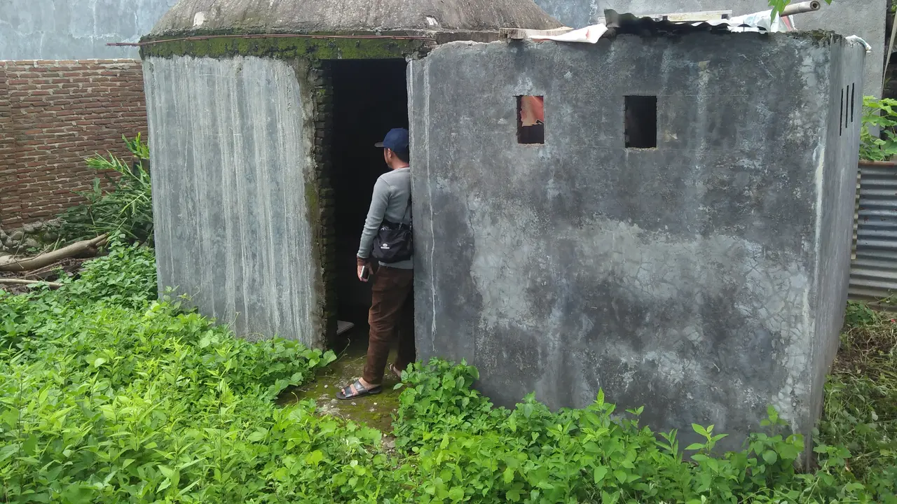 Monyet Hitam dan Kisah Makam Tua di Pinggiran Kota Makassar