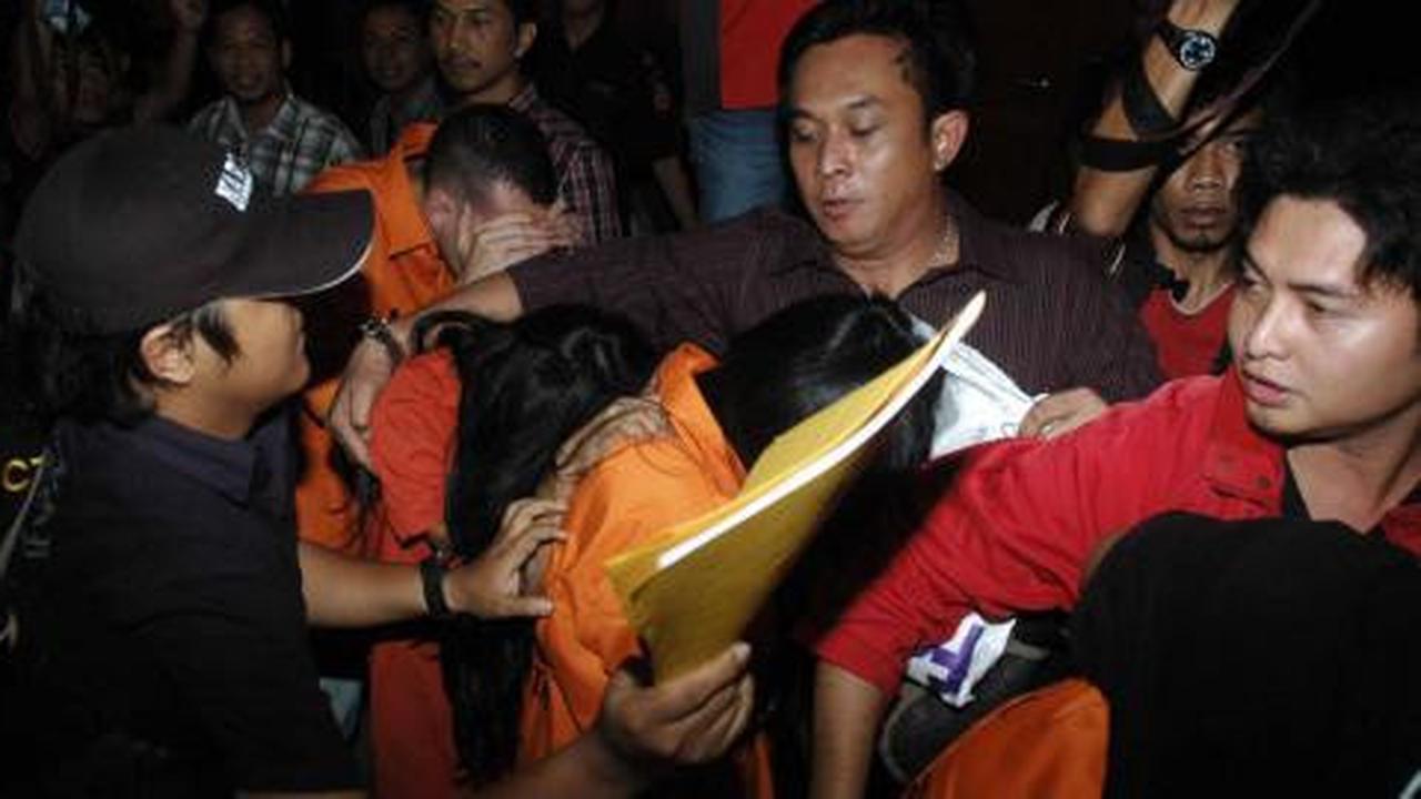 Jaksa kembalikan berkas anak Rano Karno ke polisi