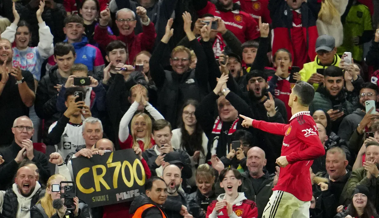 CR7 mencetak gol ketiga Setan Merah pada menit ke-81 dan melengkapi gol pembuka dari Diogo Dalot (44') dan Marcus Rashford (65'). (AP/Jon Super)