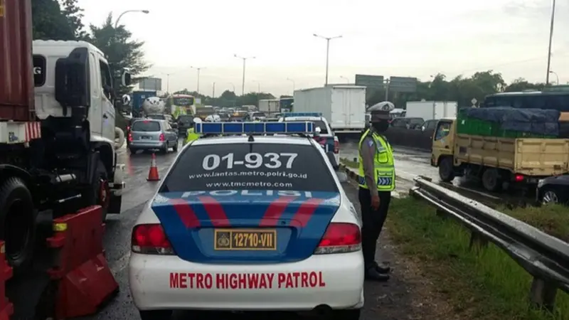 20160505-Kemacetan-Tol-TB-Simatupang-Cikampek-Jakarta