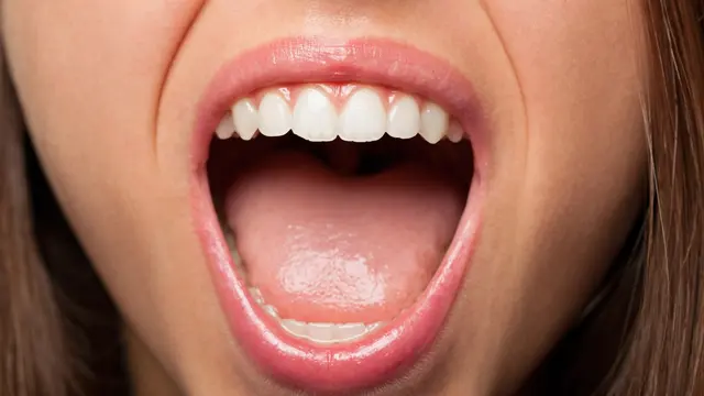 Olahraga Jaw and Tongue Release Pagi Hari untuk Wajah Lebih Rileks dan Napas Lebih Lega