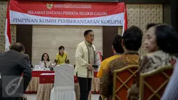 Calon pimpinan KPK, Mayjen TNI (Purn) Hendardji Soepandji usai mengikuti wawancara tahap akhir di Gedung Sekretariat Negara, Jakarta, Selasa (25/8/2015). Hari ini, 7 orang capim menghadapi wawancara tahap akhir. (Liputan6.com/Faizal Fanani)