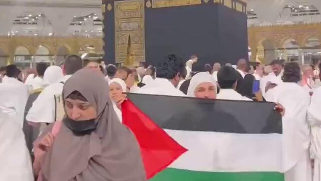 Di Balik Alasan Pemerintah Arab Saudi Larang Bendera Palestina di Masjidil Haram