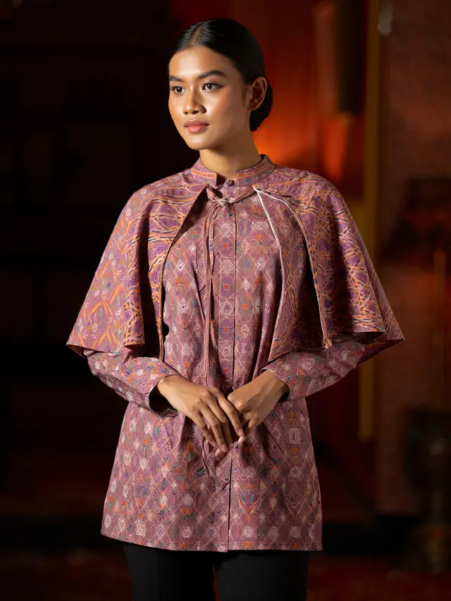 Tunik Batik Lengan Panjang Wanita