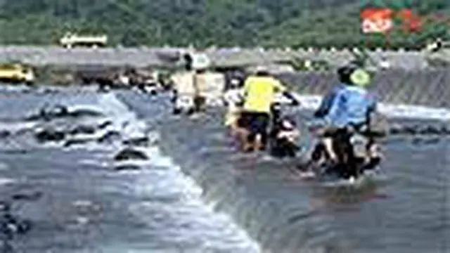 Curah Hujan Tinggi, Lahar Dingin Semeru Mengancam