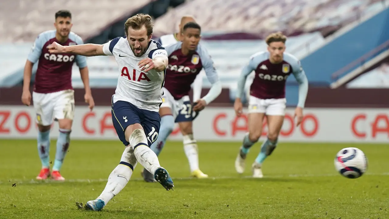 FOTO: Menang 2-0 atas Aston Villa, Tottenham Naik ke Posisi 6 Klasemen Sementara - Harry Kane