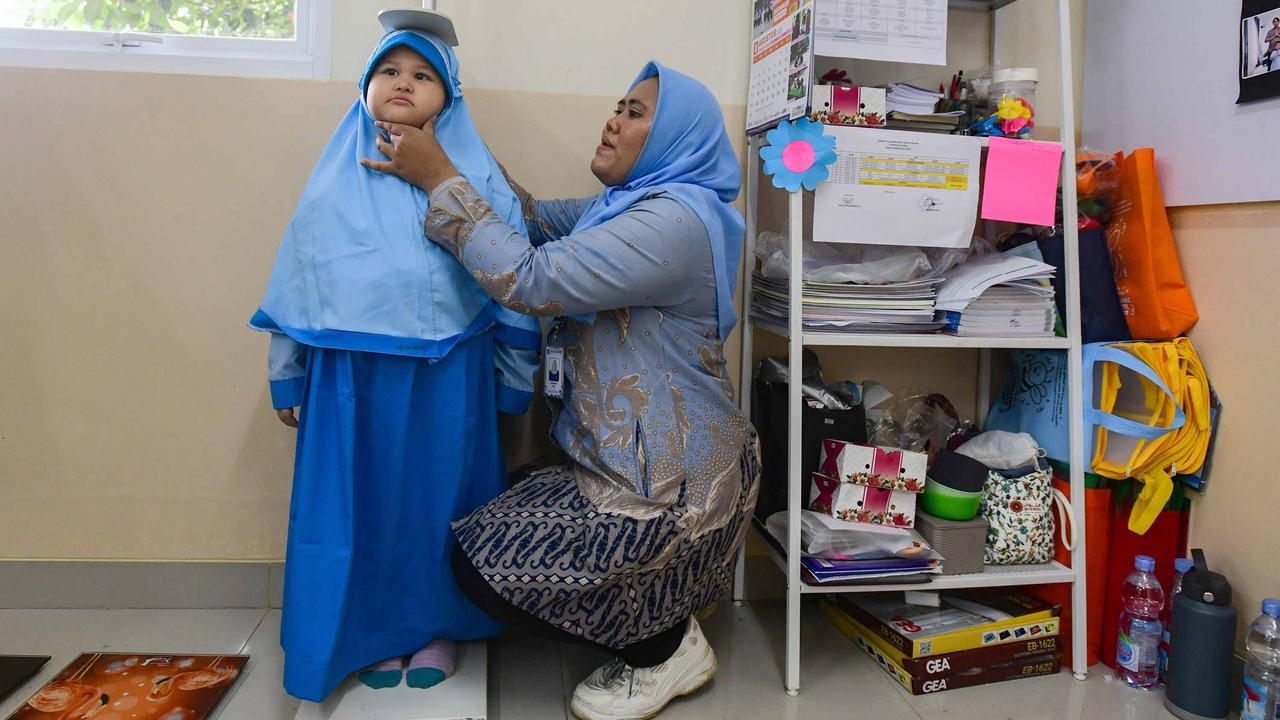 FOTO:  Antusias Murid SD Ikuti Cek Pemeriksaan Gratis di Sekolah