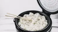 10 Penyebab Nasi Cepat Mengeras Meski Baru Dimasak, Ternyata Bukan Sekadar Kurang Air